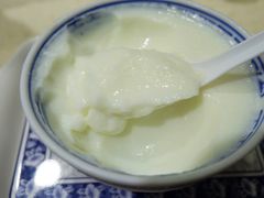 冻双皮奶-百花传统甜品店(原址店)