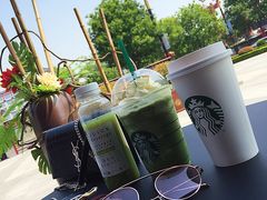 -星巴克(西安曲江银泰店)