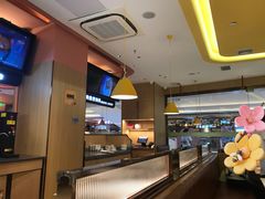 -小鱼小牛(世欧广场店)