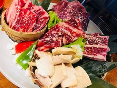 -肉魁屋·烧肉·烧鸟·酒场(高新店)