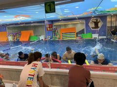 -戊辰亲子游泳俱乐部