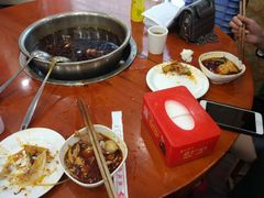 -刘胖娃鱼庄·特色肥肠鱼(杨家坪店)