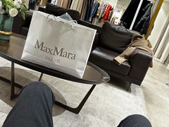 -Max Mara(王府井奥莱·香江小镇店)
