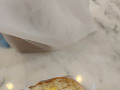 -顶东面包花园·生日蛋糕(世博店)