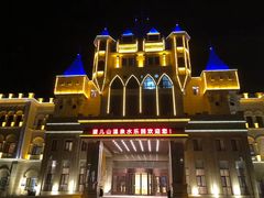 -望儿山温泉水乐园