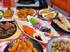 -威记烧嘢·南宁烧烤·超级生牛(绿地店)