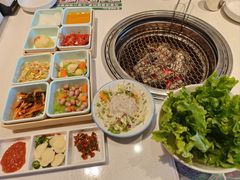 -韩香福烤肉庄园(荣成店)