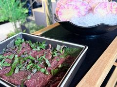 -鹿鸣山草本茶香火锅(园西路店)