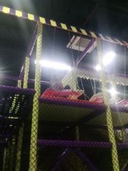 -蹦贝运动中心·蹦床·攀岩·闯关(龙岗店)