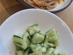 -渝信川菜 · 川味家常菜(财富购物中心店)