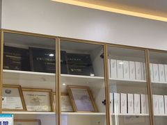 -上海仁爱医院口腔科 · 种植