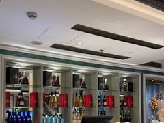 -浅深(世茂滨江精品店)