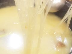 -黄桷树曹家私房菜(江与城店)