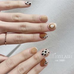 -吉吉靓甲美睫