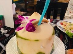 椰子汁-Tikky Cafe
