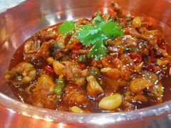 -虾弄弄海派小龙虾·牛羊蝎子火锅