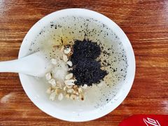 红糖红枣老式银耳八宝粥-红雨少水粉
