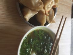 -黄阿姨锅贴大王(万航渡路店)