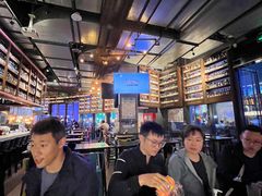 -牛啤堂精酿啤酒餐吧(五棵松华熙店)