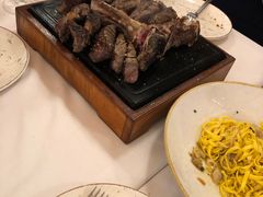 -奥斯特牛排馆(美第奇宫店)