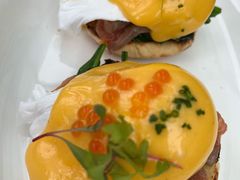 三文鱼班尼迪克-城市露台景观餐厅(淮海路店)