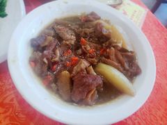 萝卜焖牛腩-化州大众美食城(宝安老牌店)