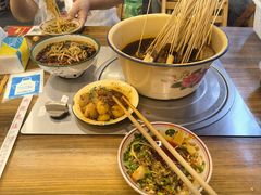 -拈签一笑黄牛肉辣卤串串