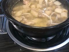 -东椰·海南椰子鸡火锅(朝阳门店)