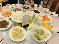 -黄山玉屏楼宾馆餐厅