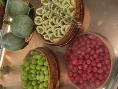 -四囍码头海鲜烧烤自助火锅(外滩南京东路悦荟广场店)
