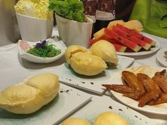 -领鲜活海鲜榴莲自助火锅(东门店)