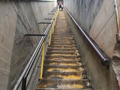-钻石头山