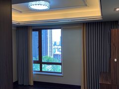 -福奈特洗衣洗鞋(名佳花园店)