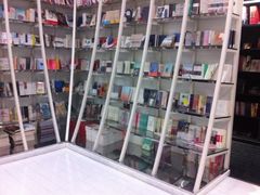 iphone_upload_pic-钟书阁(松江泰晤士小镇店)