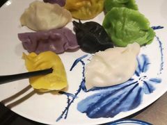 五味海鲜水饺拼盘-东莱馋房(陆家嘴店)
