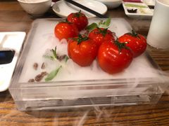 番茄脆菇沙拉-小大董·烤鸭(王府井apm店)