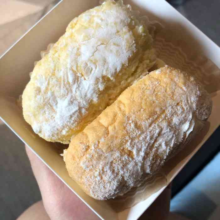 凯司令西饼(五角场店)-"超爱他们家的掼奶油和掼奶蛋糕,甜度刚刚好.