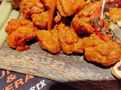 布法罗酸辣炸鸡-SUPER BOWL 超级碗披萨(崂山丽达店)