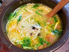 -良米山·云南野生菌过桥米线(上海首店)