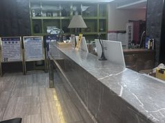 -红方格精致酒店(泸州金融中心万象汇店)