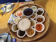 -包整·丝娃娃(一览甲秀楼风景店)