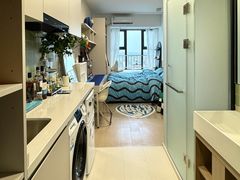 -东方体育中心(地铁站)