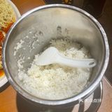 步行街里的湘菜店