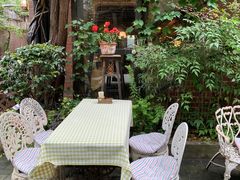 -古董花园(思南路42弄小区店)