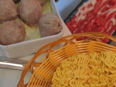 -三头牛·潮汕牛肉生蚝火锅 (夏湾店)