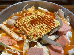 -辛明堂洞韩式芝士年糕火锅(万达店)