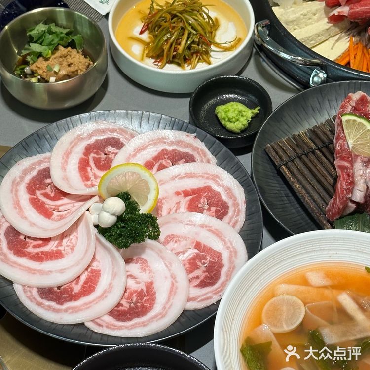 延吉新店｜高级氛围感的半岛雪牛烤肉