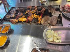 -马路牙子地桌烤肉(工体店)