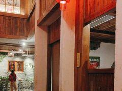 -挂旗柴锅鸡(蚌山区嘉年华店)