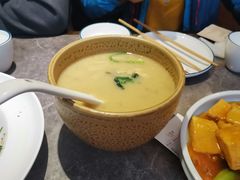 老济南甜沫-闫府私房菜·百年鲁菜(恒隆店)